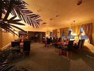 מלון Evenes Fjordhotel 3*