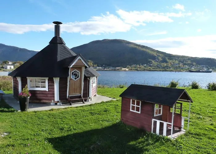 Hotel Evenes Fjordhotel 3*