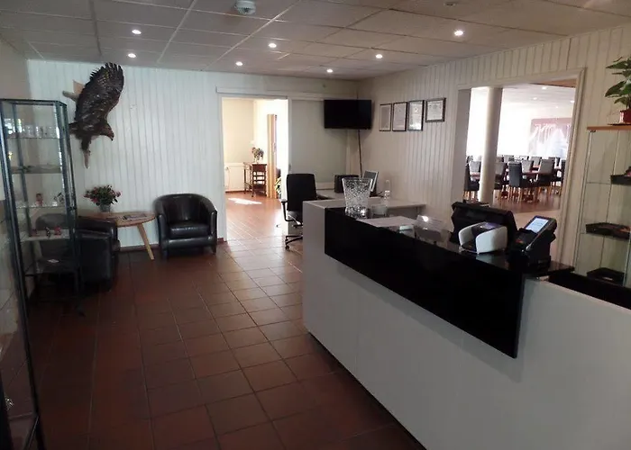 Evenes Fjordhotel Bogen (Nordland)