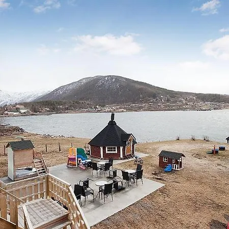 Hotel Evenes Fjordhotel 3*