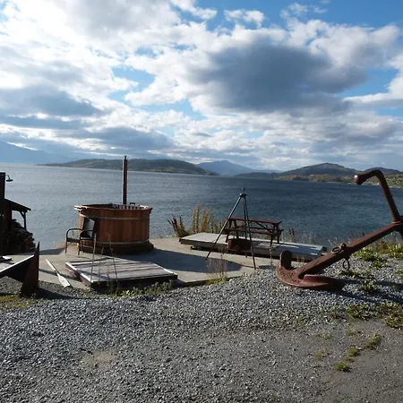 Evenes Fjordhotel Bogen (Nordland)