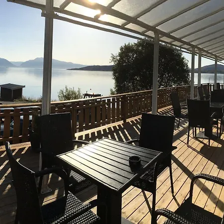 Evenes Fjordhotel Bogen (Nordland)